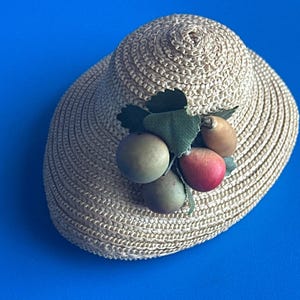 1950 Alexander -Wendy Kins vielleicht 8 &quot;Puppe Strohhut mit Obst Beeren Vintage