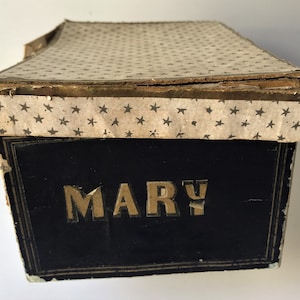 Unusual Antique 19C Child or Doll perhaps Band Box Hat Box marked MARY
