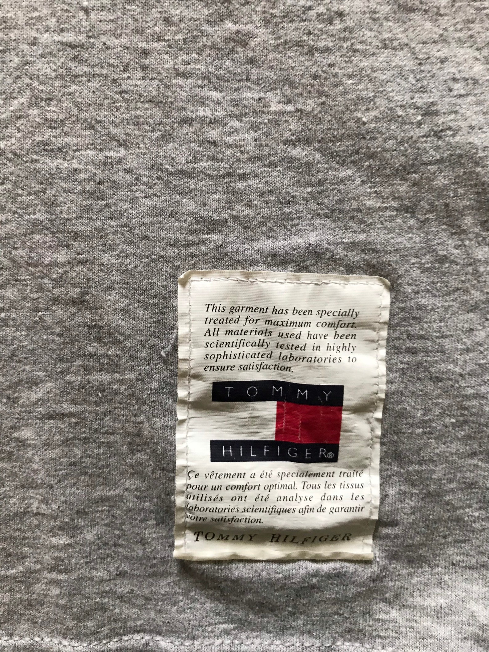 1990s TOMMY HILFIGER Logo Gray Vintage T Shirt // Size Youth - Etsy