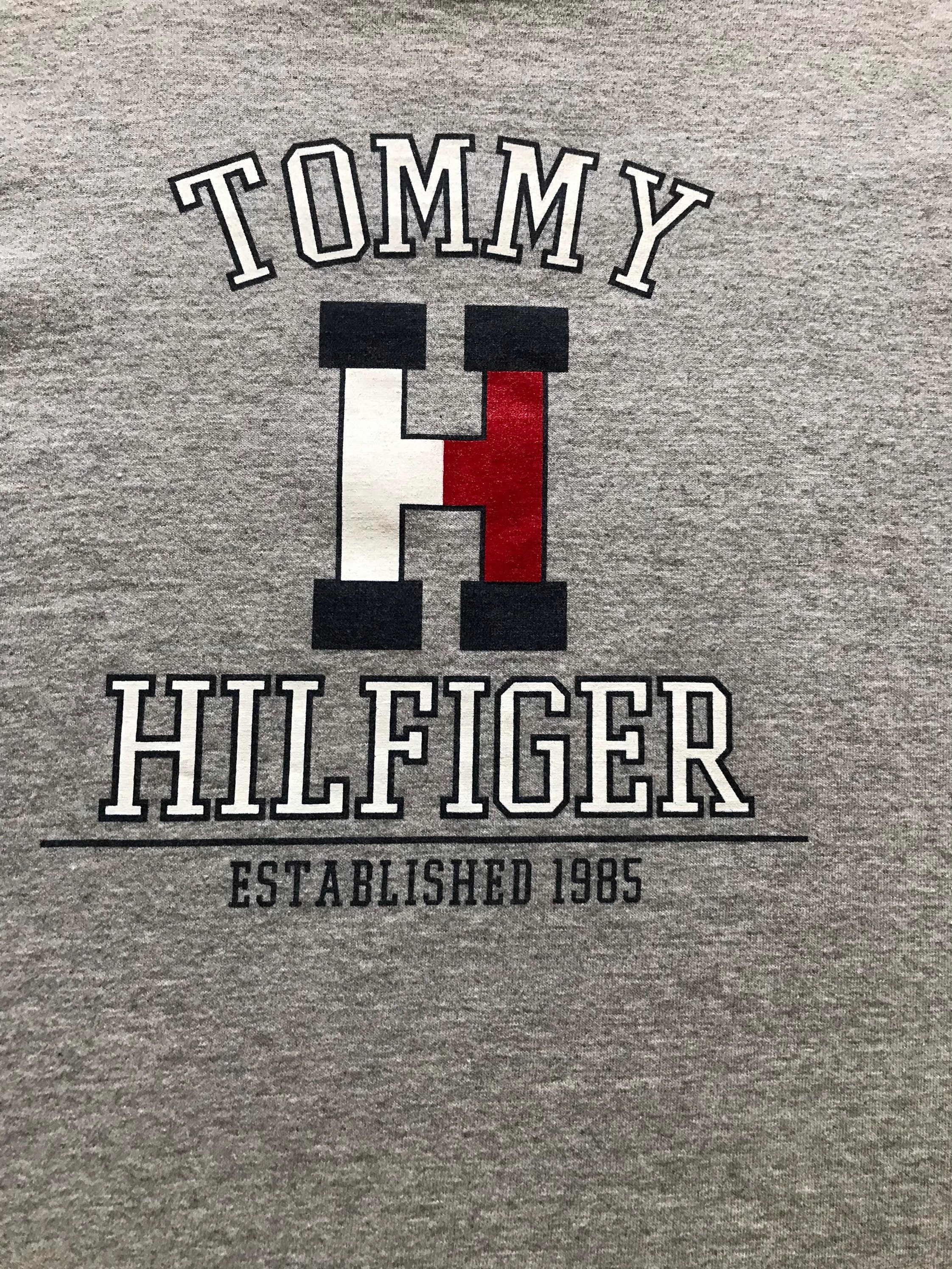 1990s TOMMY HILFIGER Logo Gray Vintage Shirt // Size Youth - Etsy