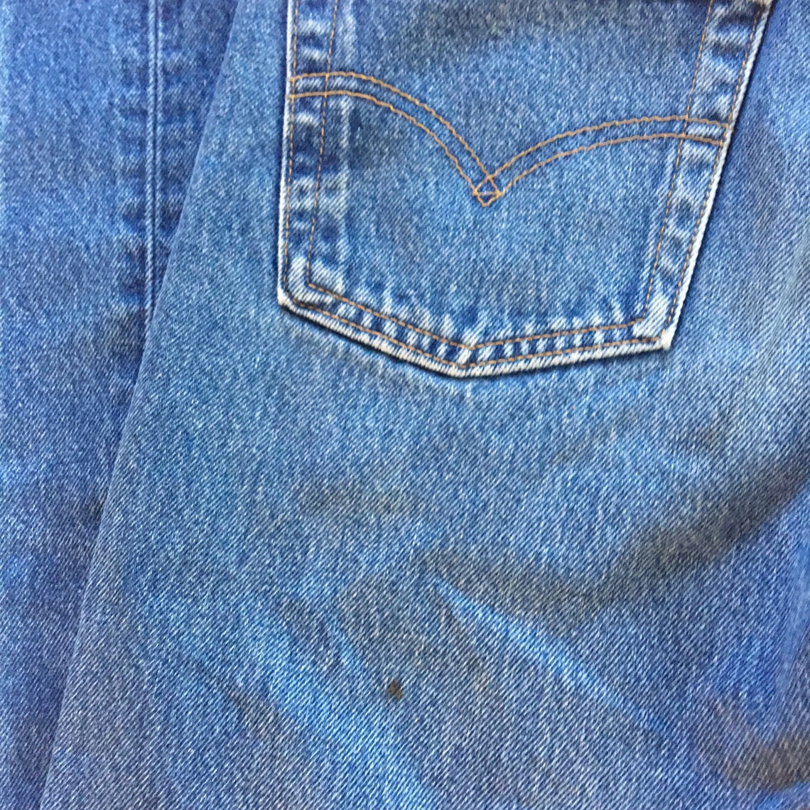 levis 501 red tab