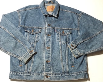 1990s LEVIS TRUCKER JACKET Denim Oversized Vintage Jacket // Size Small