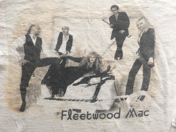 1997 FLEETWOOD MAC REUNION Distressed Longsleeve V
