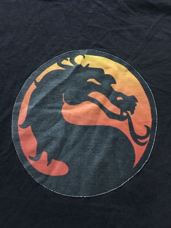 1990s MORTAL KOMBAT DRAGON Iron On Distressed T S… - image 3