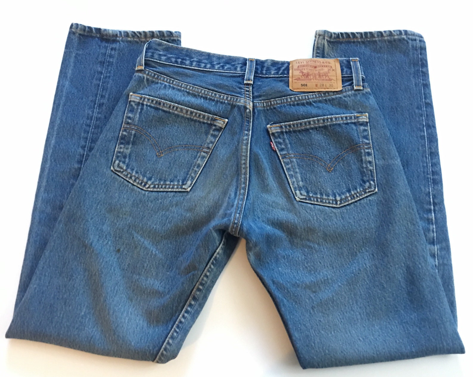 levis 501 red tab