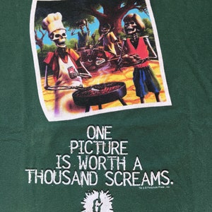 1990s GOOSEBUMPS SAY CHEESE And Die One Picture Is Worth A Thousand Screams Distressed Vintage T Shirt // Size Medium image 2