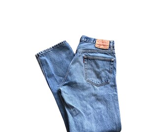 levis red loop