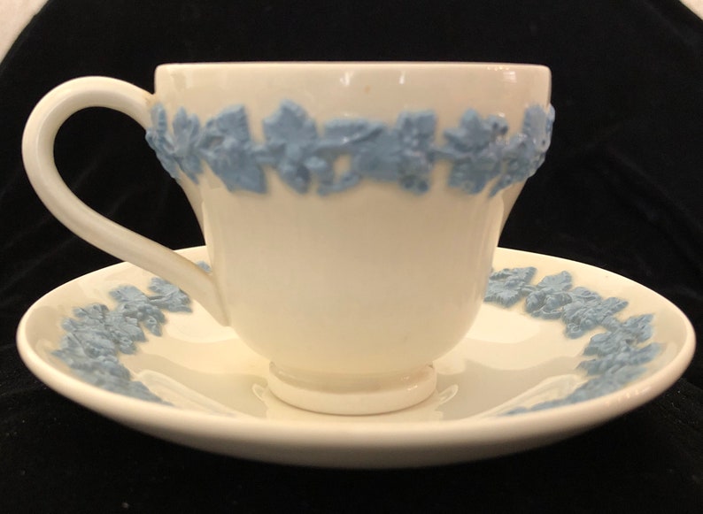 Pottery China Vintage Wedgwood Queensware Demitasse Tea Cup
