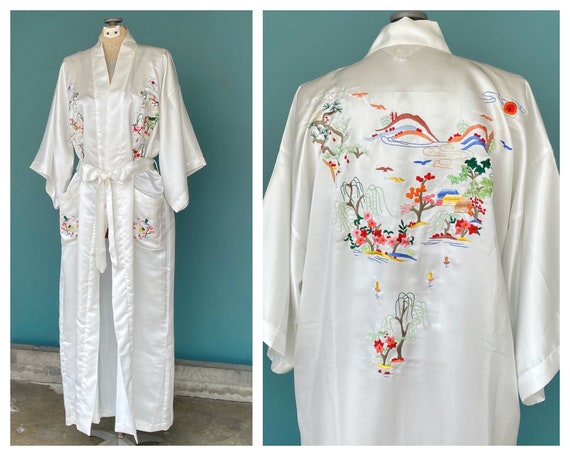 White Silk Vintage Chinese Womens Robe Long White