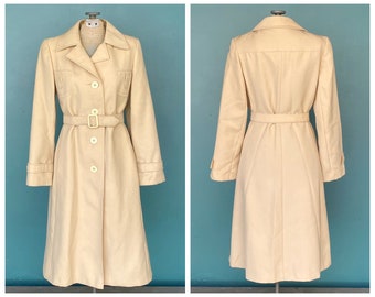 Trench Coat Damen Regenmantel Trench Coat Damen Trenchcoat Klassischer Mantel Vintage Trench Coat Langmantel Beige Trench TaraLYnEvansStudio