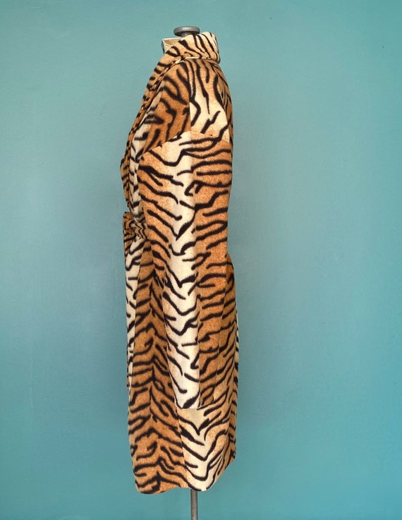 Vintage Robe Tiger Women Robe Short Robe Bath Rob… - image 6