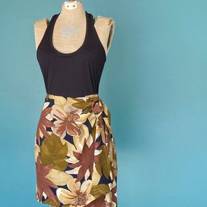 Vintage 90s Mini Floral Wrap Skirt Hawaiian Skirt Women Wrap Skirt Floral Print Skirt Summer Skirt Short Skirt TaraLynEvansStudio image 2