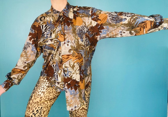 Jaeger Designer Animal Print Button Up 90s Blouse… - image 1