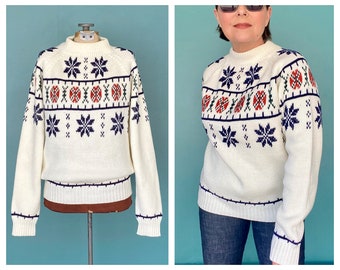 Snowflake Sweater Vintage Ski Sweater 70s Sweater White Sweater Retro Sweater Vintage Ski 1970s Sweater Sweater Weather TaraLynEvansStudio