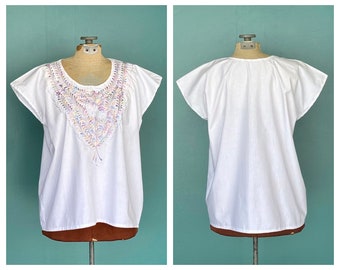 Vintage White Embroidered Mexican Blouse TaraLynEvansStudio