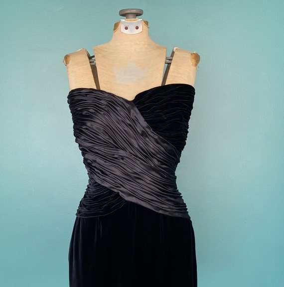 Genny Velvet Dress Black Mini Dress Designer Dres… - image 3