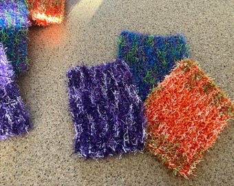 Scouring pads