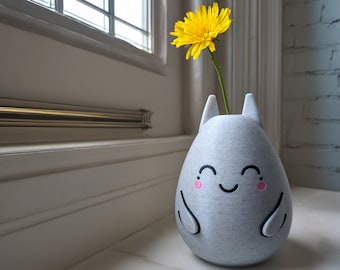 Charming single-stem Cat Vase