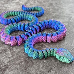 Looooong gelede slang. 3D-geprint fidget/angstspeelgoed/ornament/sculptuur Purple/Green/Blue