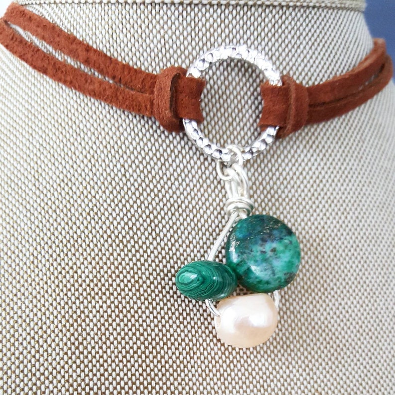 Cluster pendant necklace