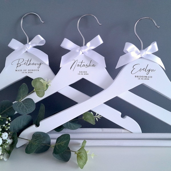 Bridesmaid hangers, Bridal hanger, Bride hanger, Wedding hangers, Wedding party hangers, Wedding dress hanger,  Maid of honour hanger