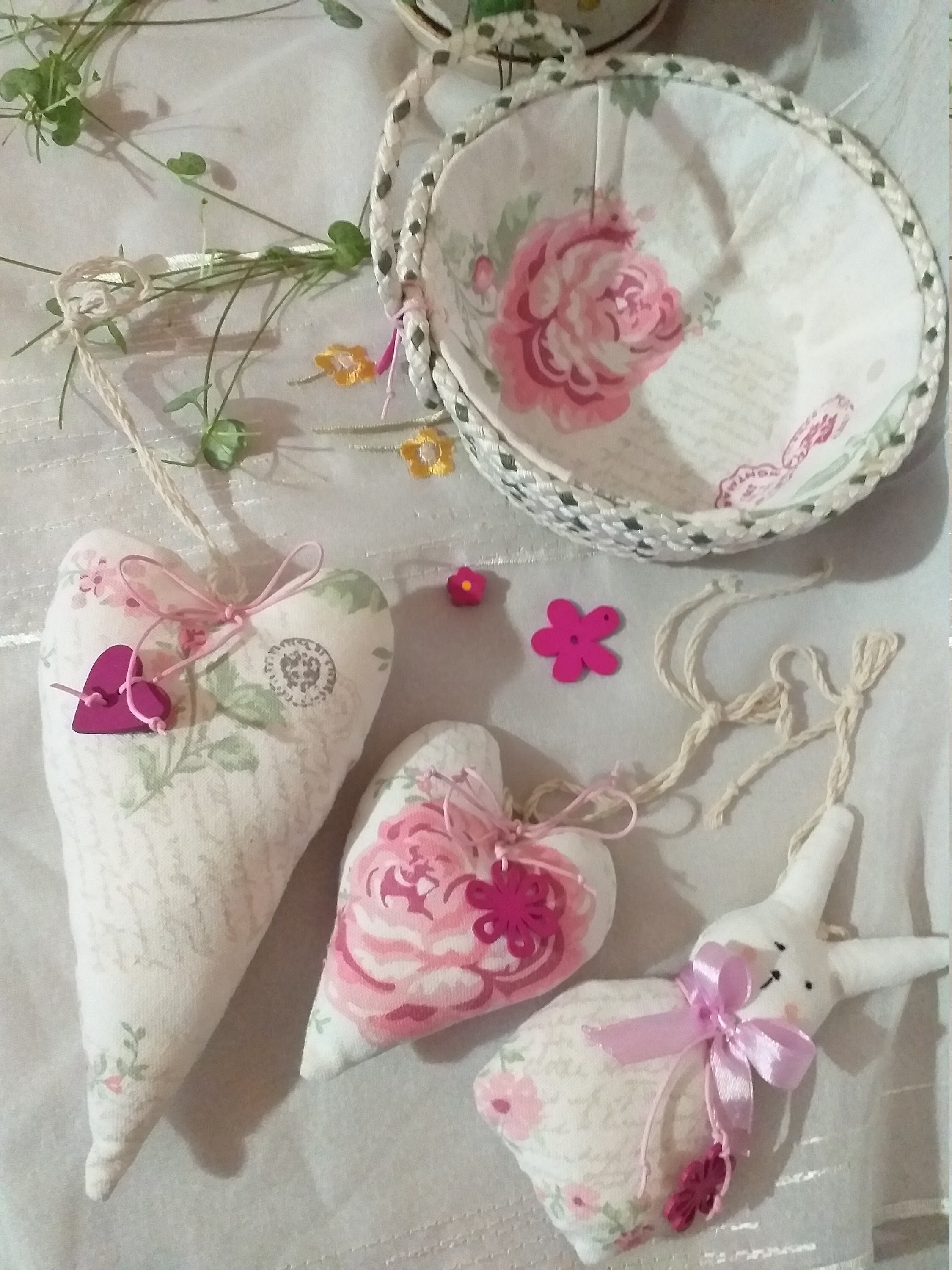 Mini Basket With Two Hearts & Little Bunny Easter Decorations Textiles Sculptures Hanging Decoration