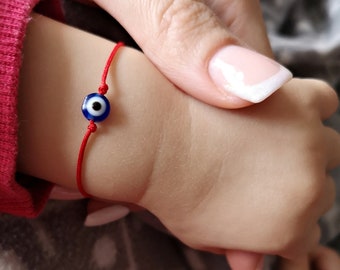 Bracelet de protection rouge nouveau-né Bracelets enfants adultes Mauvais oeil Cadeau pour bébé Shower de bébé Chaîne réglable Amulette porte-bonheur Cordon en nylon 0,8