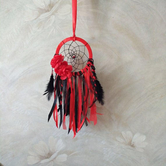 Capteur De Rêve Rouge Moyen Dreamcatcher De Corail Et De Fleur De Pendaison De Crémaillère Cadeau Chambre Décor Décoration Murale Suspendu Plumes