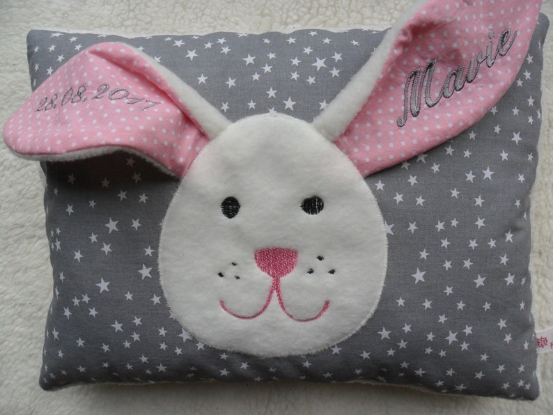 Babykissen mit Namen Hase Odoretta Geburtskissen, Kuschelkissen Hase, Geburt und Taufe, Babygeschenk Kissen, Namenskissen Hase, Bild 2