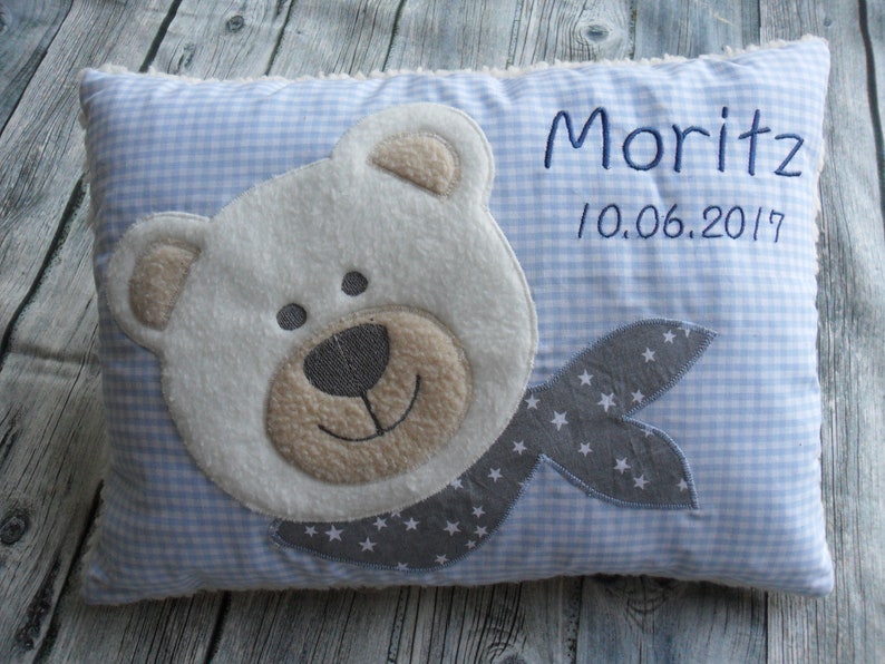 Babykissen mit Namen Teddy-Bär Taufe Geburt Kuschelkissen Namen Geburtskissen personalisiert Bärenkissen Teddykissen Teddy Bild 1