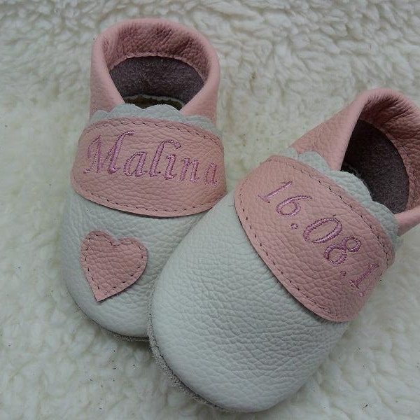 Babyschuhe Babypuschen personalisiert Taufschuhe rosa Mädchen Namensschuhe Baby Krabblschuhe Lederpuschen Geburtsgeschenk Taufschuhe