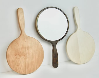 Miroir à main en bois