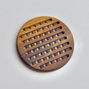 Modern 5&quot; Circle Wood Trivet | Hot Plate | Pot Holder |