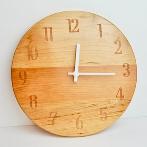 Holzuhr | Moderne Uhr | Minimalistische Uhr | Schlichte Uhr |