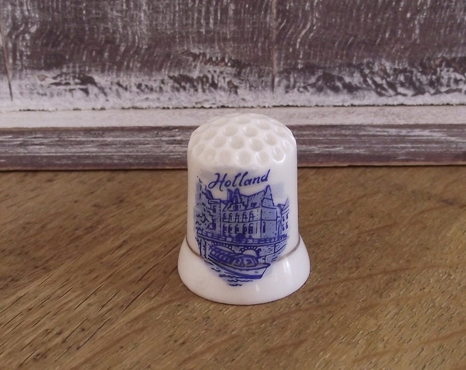 Vintage thimbles / Holland / Dutch / beautiful Fine Bone China / bone china England made / BRF2