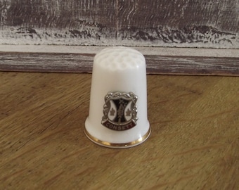 Vintage fingerborger / Consett / vackert fint benporslin / benporslin tillverkat i England / BRF7