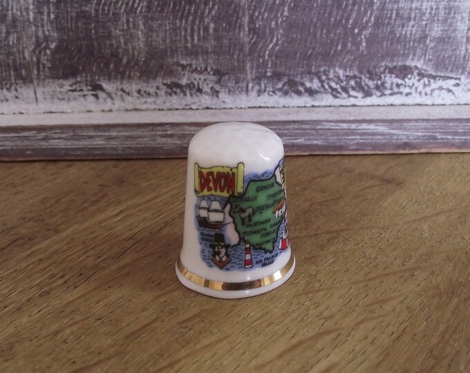 Vintage thimbles / DEVON / beautiful Fine Bone China / bone china England made / ARD3