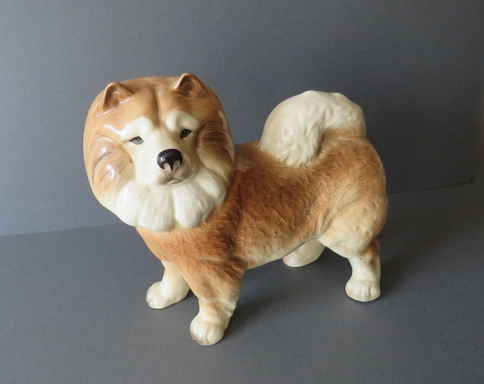 Vintage dog / Chow Chow / Husky Dog / Fluffy Dog / Beswick Style / Large dog Ornament /  Excellent condition / pottery figure / RB