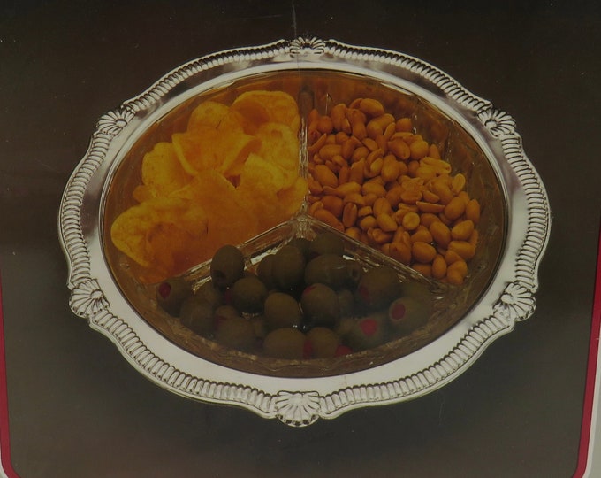 Vintage serving tray / vintage party / 1960s tray / Cocktail Drinks / Serving Tray / boxed