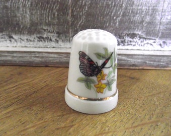 Vintage thimbles OBAN thimble beautiful Fine Bone China places of interest bone china England made A2