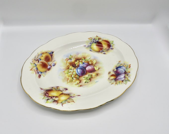 vintage serving plate / d wallace / heron cross pottery / English / A