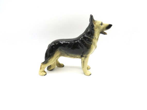 vintage alsatian dog /  Gun Dog Lover / german shepherd Collectable / Large Ornament /  Excellent condition / pottery figure / retro /