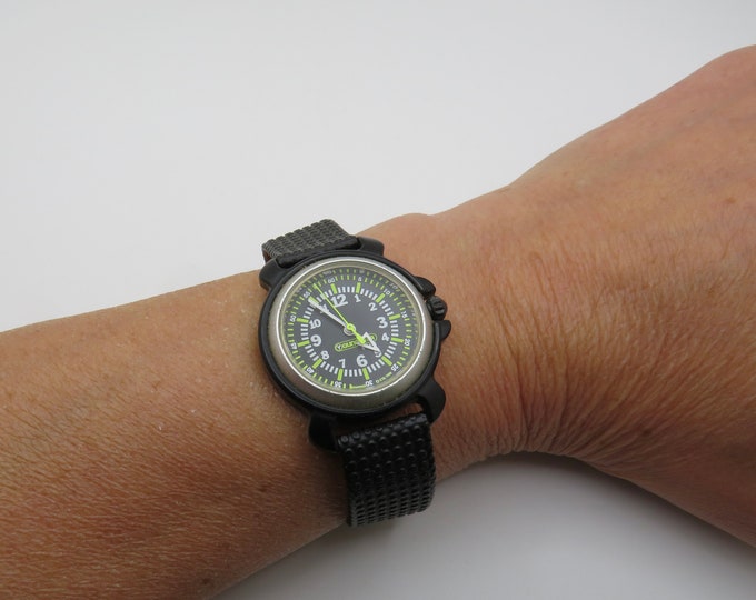 vintage younger fick flack eta watch 1998 / classic sports Watch / watch / quartz watch / vintage ladies / 5.5" to 7" wrist. s25