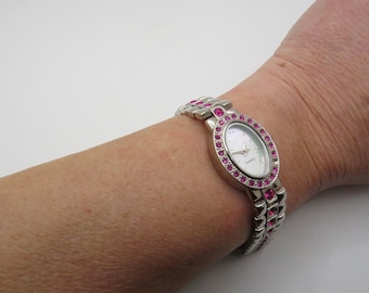 Vintage watch / womans Watch / pink fashion Watches /  mother of pearl / Gift for her / 6.8" wrist.  (T2)