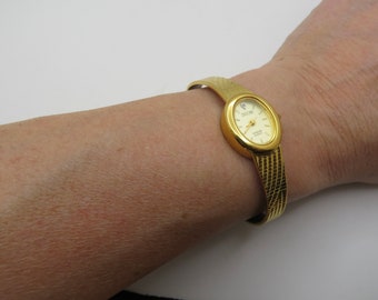 Vintage watch / Dainty watches / gold Watch / womens Watch /  Gift for her (h26)