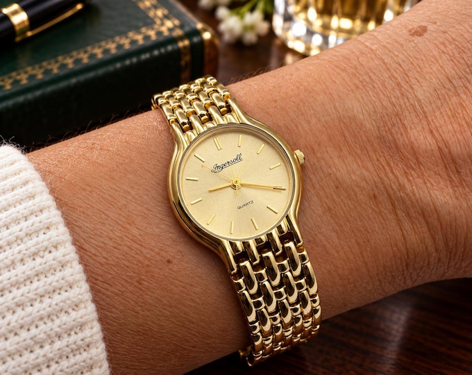 vintage gold Ingersoll watch / 7.1" wrist size max / vintage womans  90s watch / vintage / watch  ladies (ZA12)