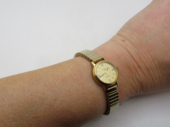Vintage Rotary Gold watch / gold Quartz watch /  … - image 1
