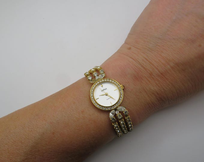 Vintage watch  / diamond dress watch / 6.3" wrist Quartz watch / Ladies Dress Watch / womens Watch / Gift for her (v26)