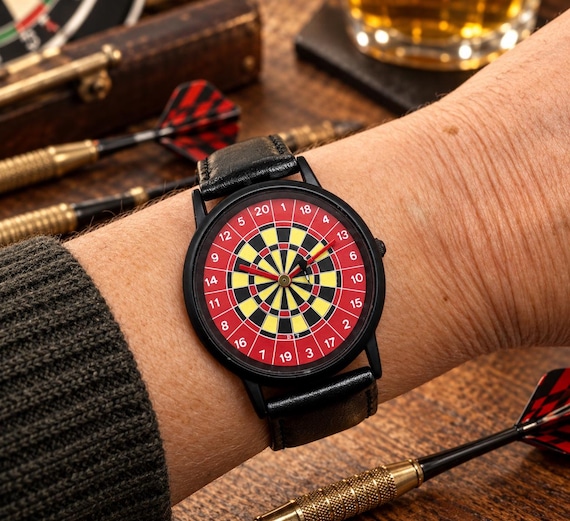 Vintage Dartboard Watch – Black Strap – Novelty Quartz Wristwatch (N5)