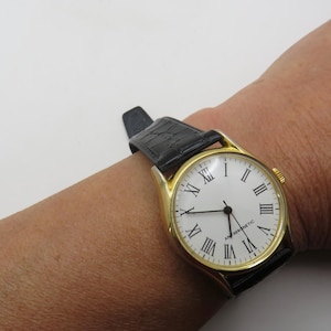 vintage mechanical watch / gold watch / unbranded  / Winding watch / royal watch / u11